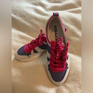 Coach tennis shoes size 8.5
